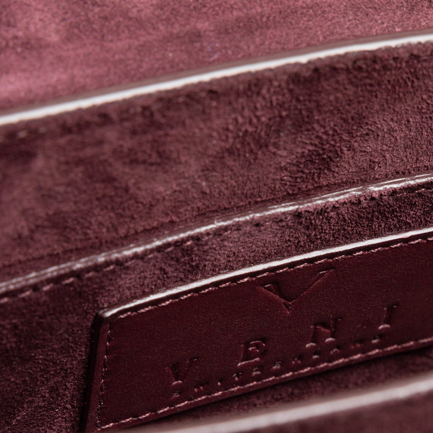 Veni Red Wine