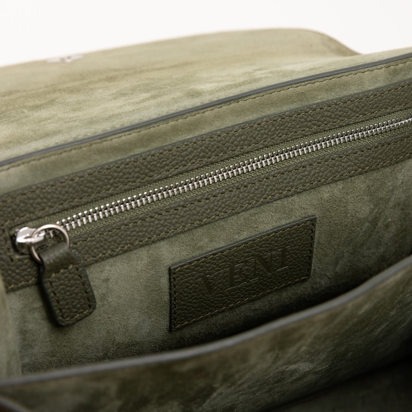 Veni Olive Green