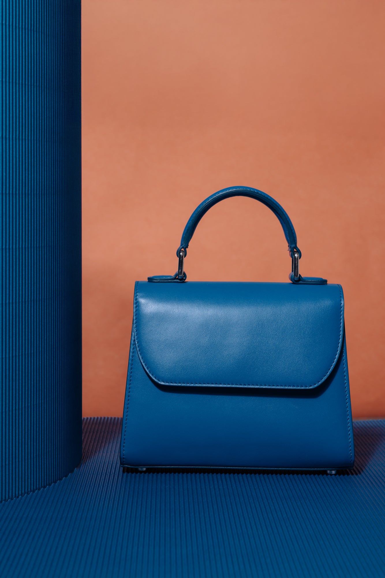 Mini Veni Blue Indigo