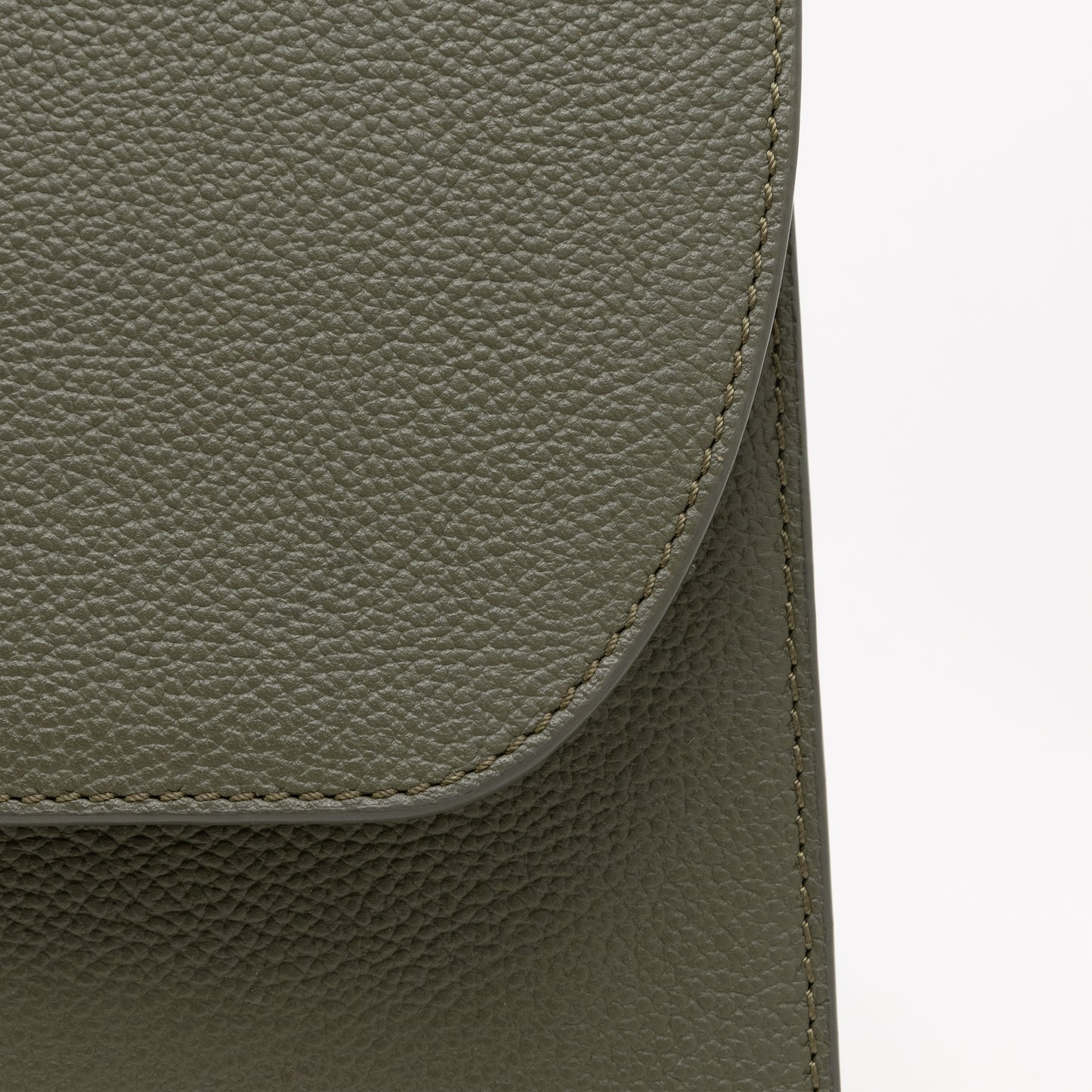 Veni Olive Green
